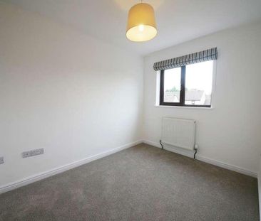 Smiths Field, Cirencester, GL7 - Photo 4