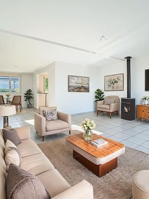 SEHR SCHÖNE ATTIKA 5.5-Zimmer-Wohnung / MAGNIFIQUE ATTIQUE DE 5.5 PIECES ! - Photo 1