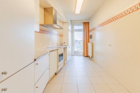 Top gelegen 2-slaapkamer appartement op de Grote Markt van Sint-Niklaas - Foto 4