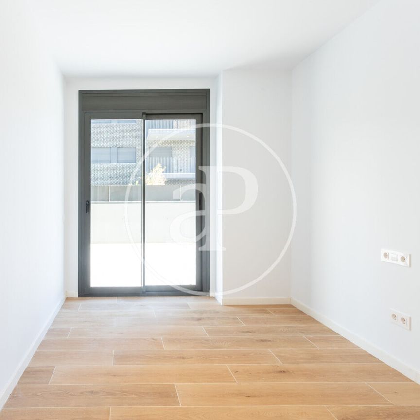 Brand new apartment for rent in Finestrelles - Photo 1