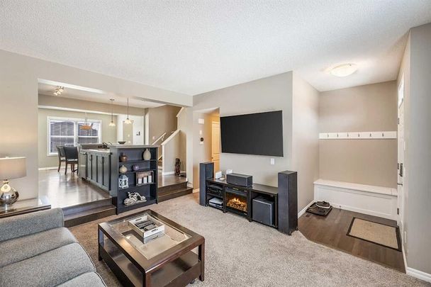 51 Skyview Point Road, Calgary - Photo 1