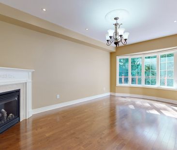 For Lease - 363 Maria Antonia Road, Vaughan, Ontario - Photo 2