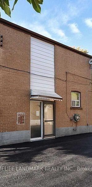 For Lease - 158 Woodfern Drive, Toronto, Ontario - Photo 1