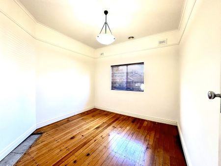 443 Clarke Street, Northcote - Photo 2