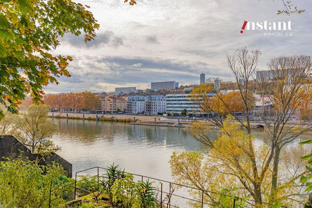 T2 avec terrasse - Quai de Saône, - Photo 1