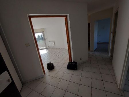 APPARTEMENT T3 66M - Photo 5