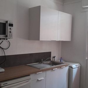 Location Appartement 1 pièce Meublé 11m² ANTONY 92160 - Photo 2