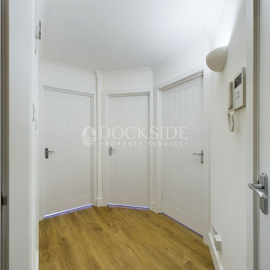 2 bed flat to rent in Burrells Wharf Square, London, E14 - Photo 1