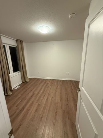 For Lease - 461 BLACKBURN Drive Unit# 117, Brantford, Ontario - Photo 4