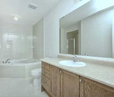 For Lease - 3486 Park Heights Way, Mississauga, Ontario - Photo 5