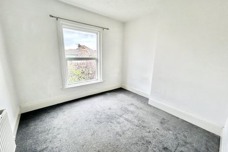 Salisbury Road - Photo 2