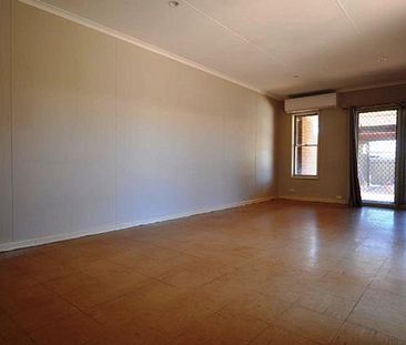 7 Mauger Place, 6722, South Hedland Wa - Photo 3