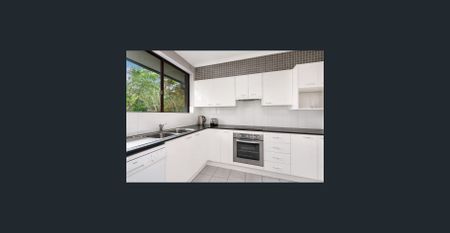 Leafy Lane Cove Apartment Offering Peaceful Living - Photo 2