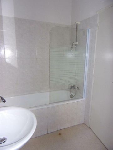 Location Maison 2 pièces 60m² MOISSAC 82200 - Photo 4