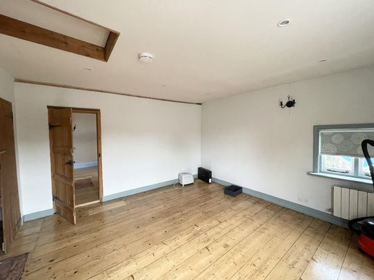 2 bedroom semi-detached house to rent - Photo 1