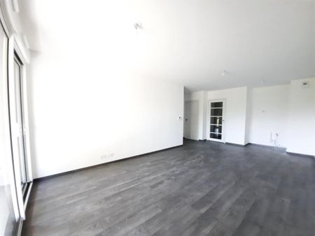 Appartement T3 à louer Chavagne - 60 m² - Photo 2