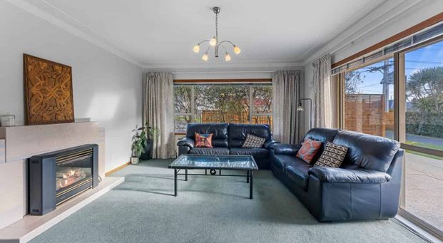 PAPATOETOE, 3 BEDROOMS - Photo 1