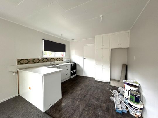 Freshly Updated 2 Bedroom Home Close to Schools and City - Ready Soon! - Photo 1