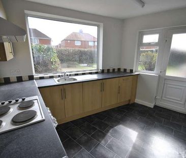 Broom Court, Hatfield, Doncaster, South Yorkshire, DN7 - Photo 5