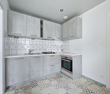 Location Appartement 2 pièces 83m² - Photo 4