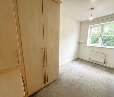 Lapwing Close, Kilburn, Belper, Derbyshire, DE56 - Photo 2