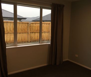 Executive Four Bedroom Home - Photo 5