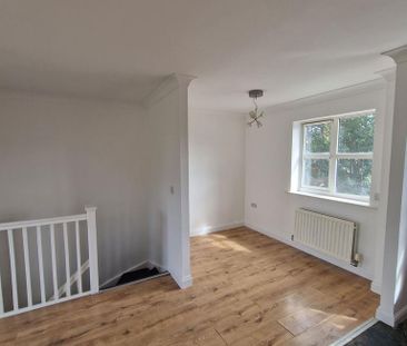 2 bedroom property to rent - Photo 3