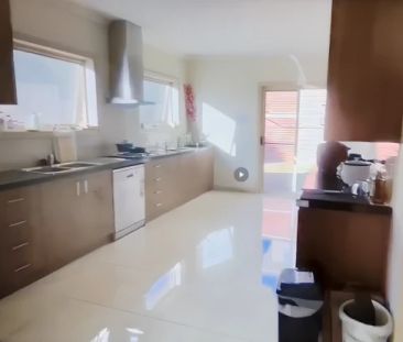 Single Room - Photo 2