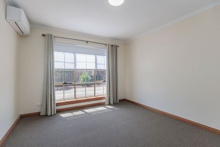 Charming and Practical Living in a Convenient Locale! - Photo 4