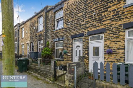 Alma Street, Sticker Lane, West Yorkshire, Bradford, BD4 - Photo 2