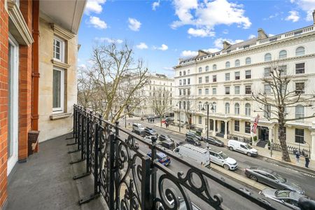 3 bedroom flat in South Kensington - Photo 2