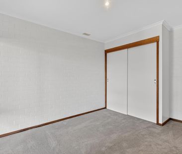 32 Sulman Place, Phillip ACT 2606 - House For Rent | Domain - Photo 4