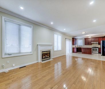 For Lease - 86 Grosbeak Crescent, Toronto, Ontario - Photo 6