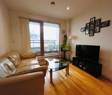 2 bedroom flat to rent - Photo 4