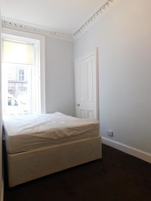 3 bedroom flat to rent - Photo 1