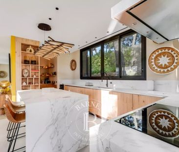 GIGARO - VILLA 6 CHAMBRES - PISCINE - VUE MER - Photo 3