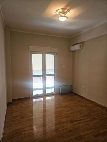 Διαμέρισμα για ενοικίαση Πλατεία Βάθης (Κέντρο) - Photo 4