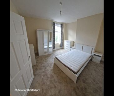 3 Bed Terraced House, Ashbourne Road, L17 - Photo 2