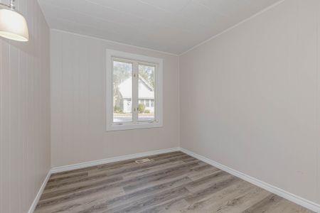 For Lease - 738 MOUNT PLEASANT Road, Brant, Ontario - Photo 3