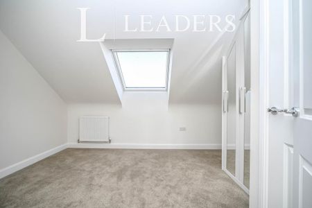 3 bedroom townhouse to rent - Photo 2