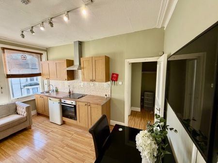 1 Bed Flat, Matheson Road, W14 - Photo 5