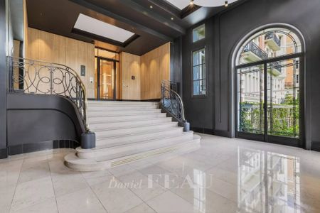 Location appartement, Paris 6ème (75006), 2 pièces, 63.3 m², ref 86827084 - Photo 4