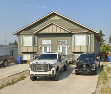 DHILLON DUPLEX - 8726 - Photo 1