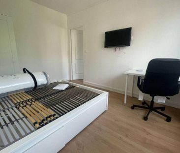 Location Appartement 12.00 m - Photo 1