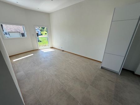 3.5-room apartment on the 2nd floor for rent in Mathod - Photo 5