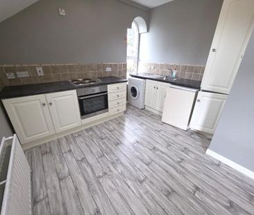 32a Glenshane Road, Altnagelvin, Londonderry, BT47 5SD - Photo 2