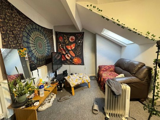 9A THE CRESCENT - Photo 1