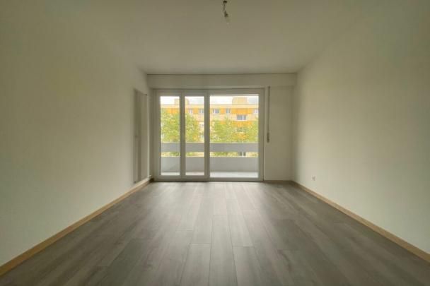 Appartement rénové de 4.5 pièces avec balcon - Foto 1