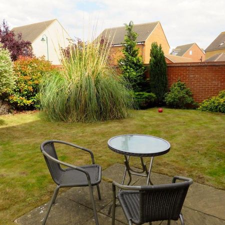 1 bedroom in a house share to rent - Photo 4