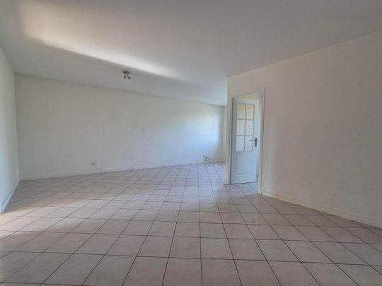 Location Appartement 4 pièces 85m² MACON 71000 - Photo 1